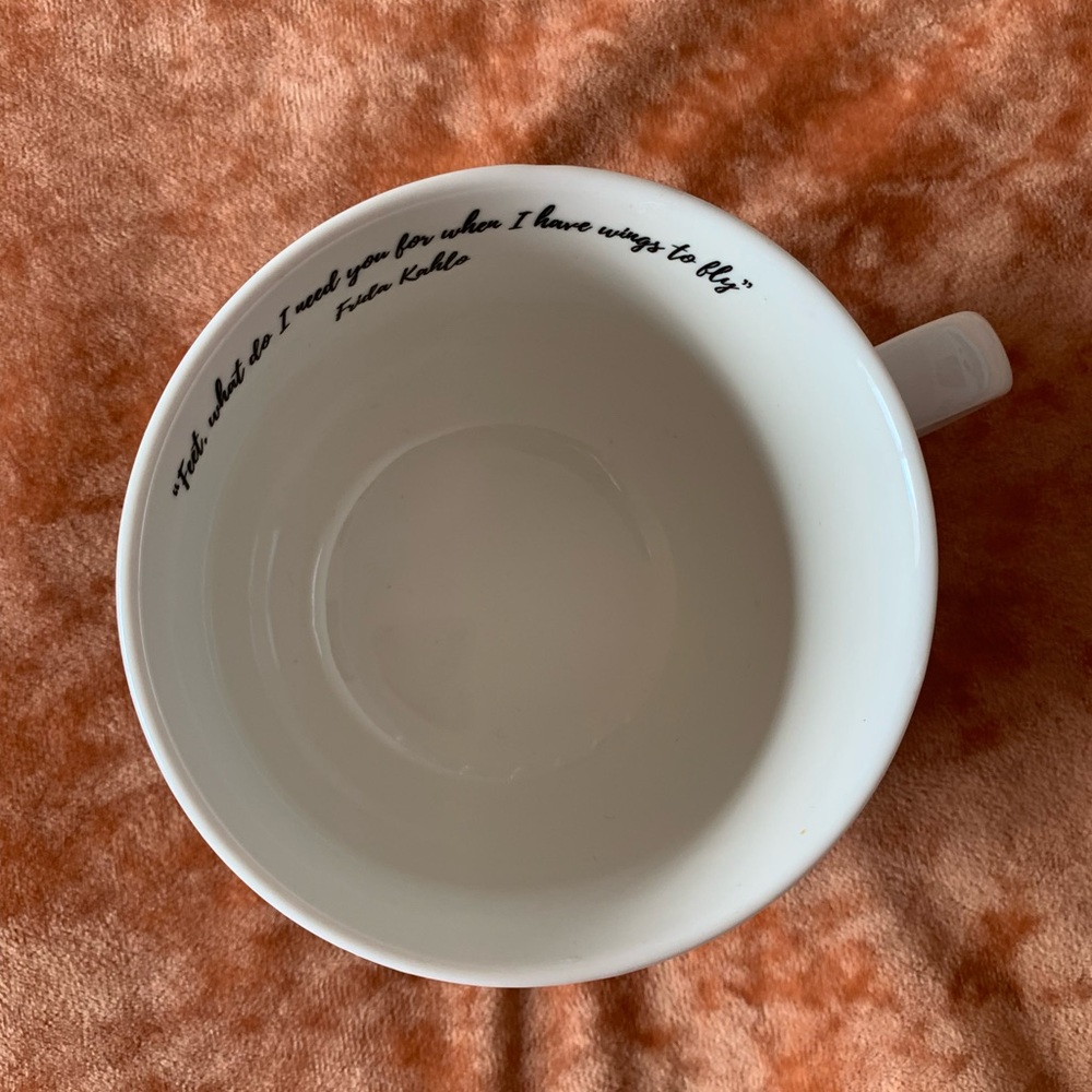 *NWOT* Frida Kahlo 16 fl oz Kikkerland Mug - Picture 3 of 10